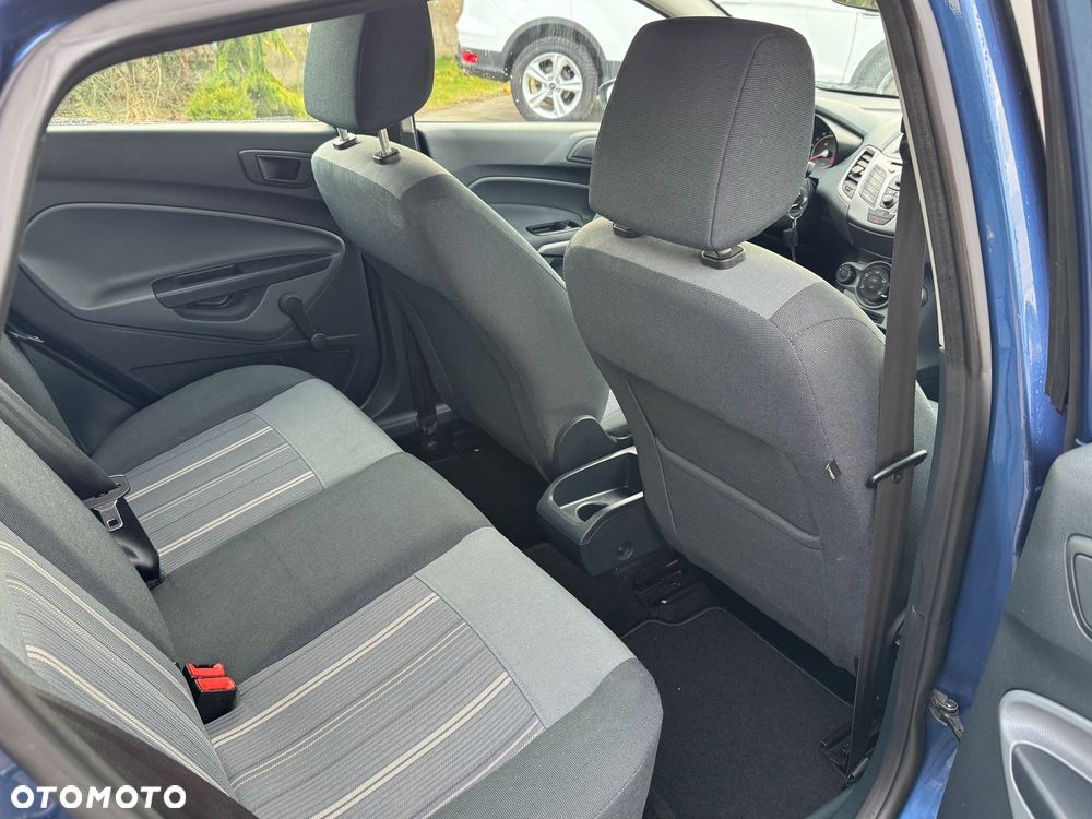 Ford Fiesta 1.25 Celebration - 25