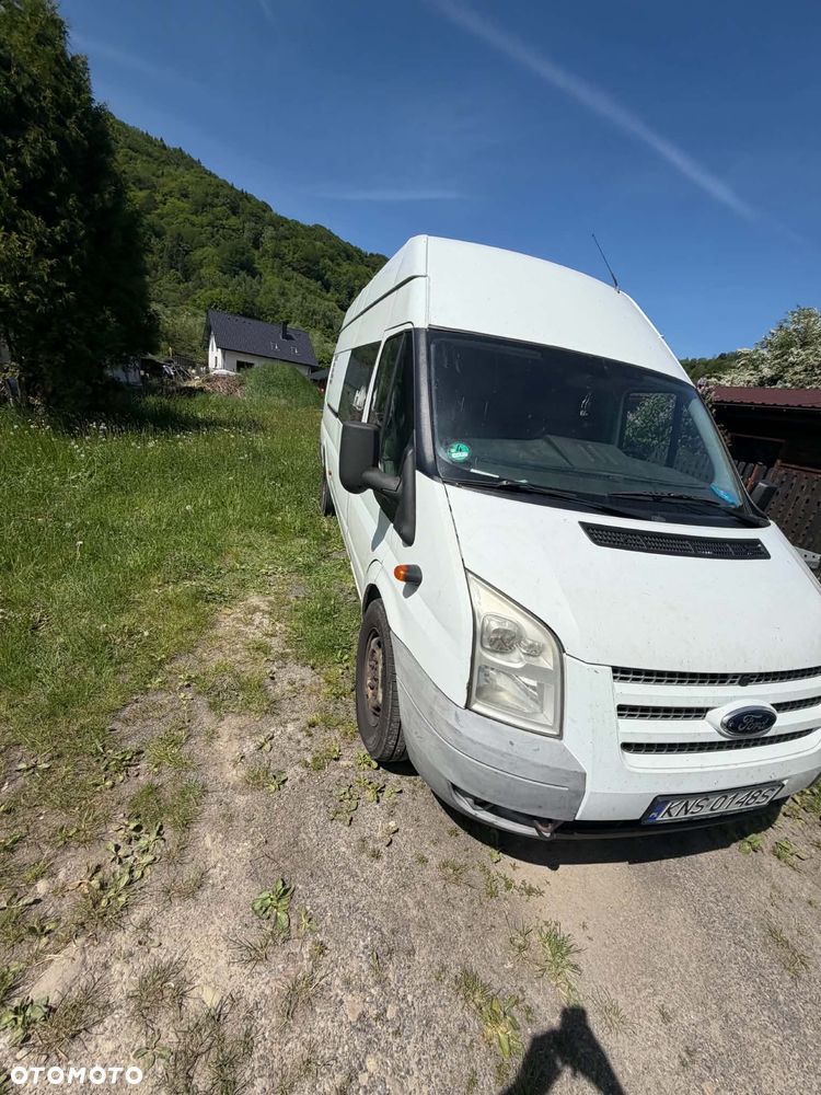 Ford Transit 350L RWD - 3