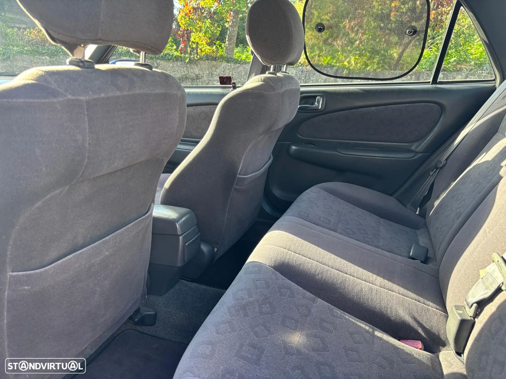 Toyota Corolla 1.4 VVT-i Sol - 20