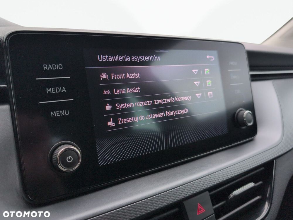 Skoda Scala 1.0 TSI Ambition - 25