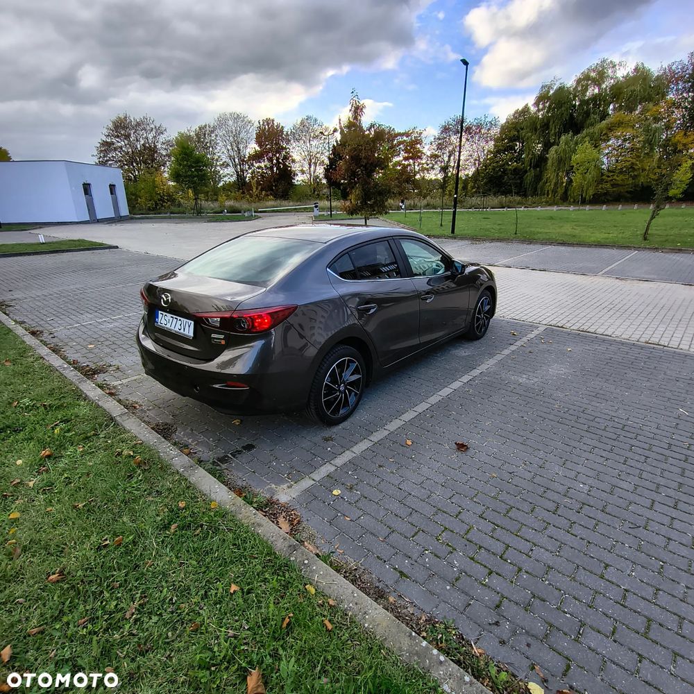 Mazda 3 - 7