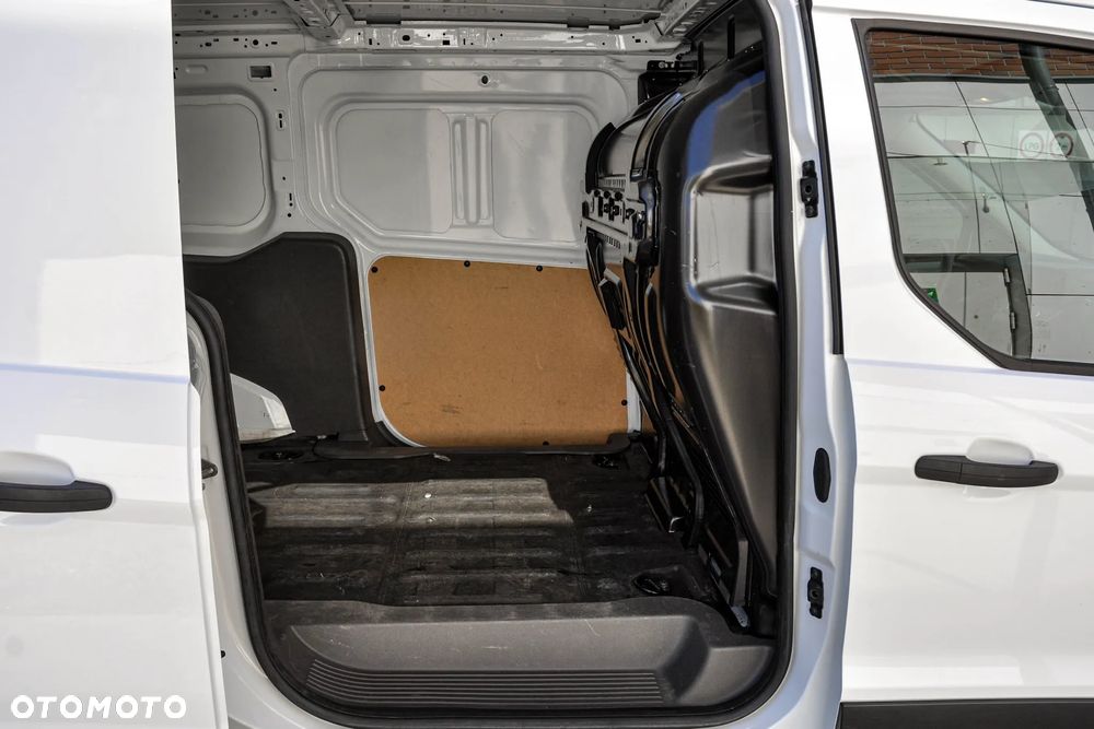 Ford Transit Connect - 11
