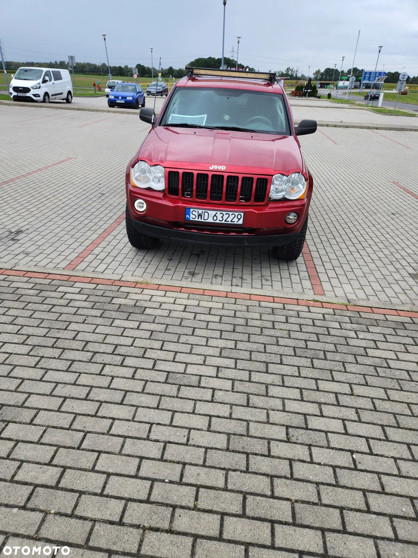 Jeep Grand Cherokee 4.0 Laredo - 1