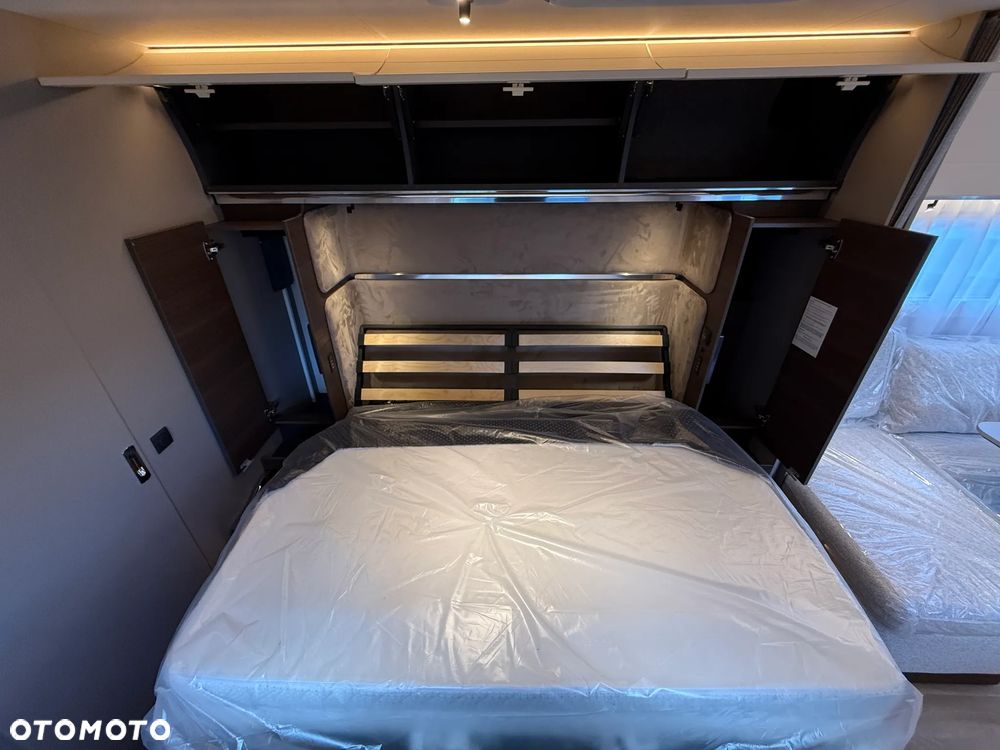 Adria Alpina 663 HT - 25
