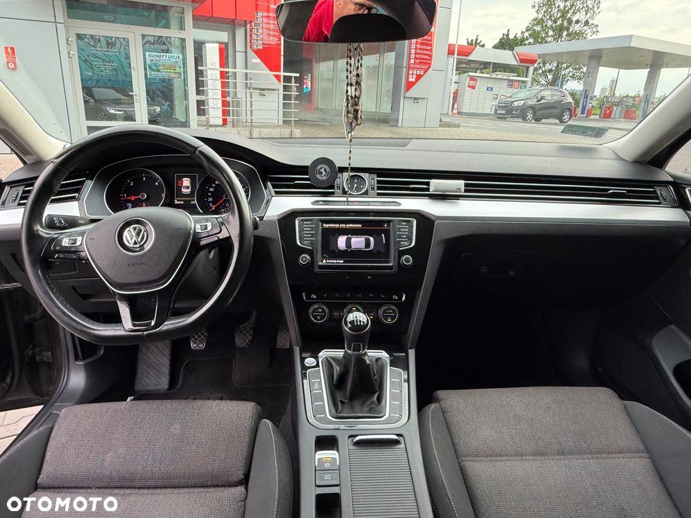 Volkswagen Passat 2.0 TDI BMT Comfortline - 8