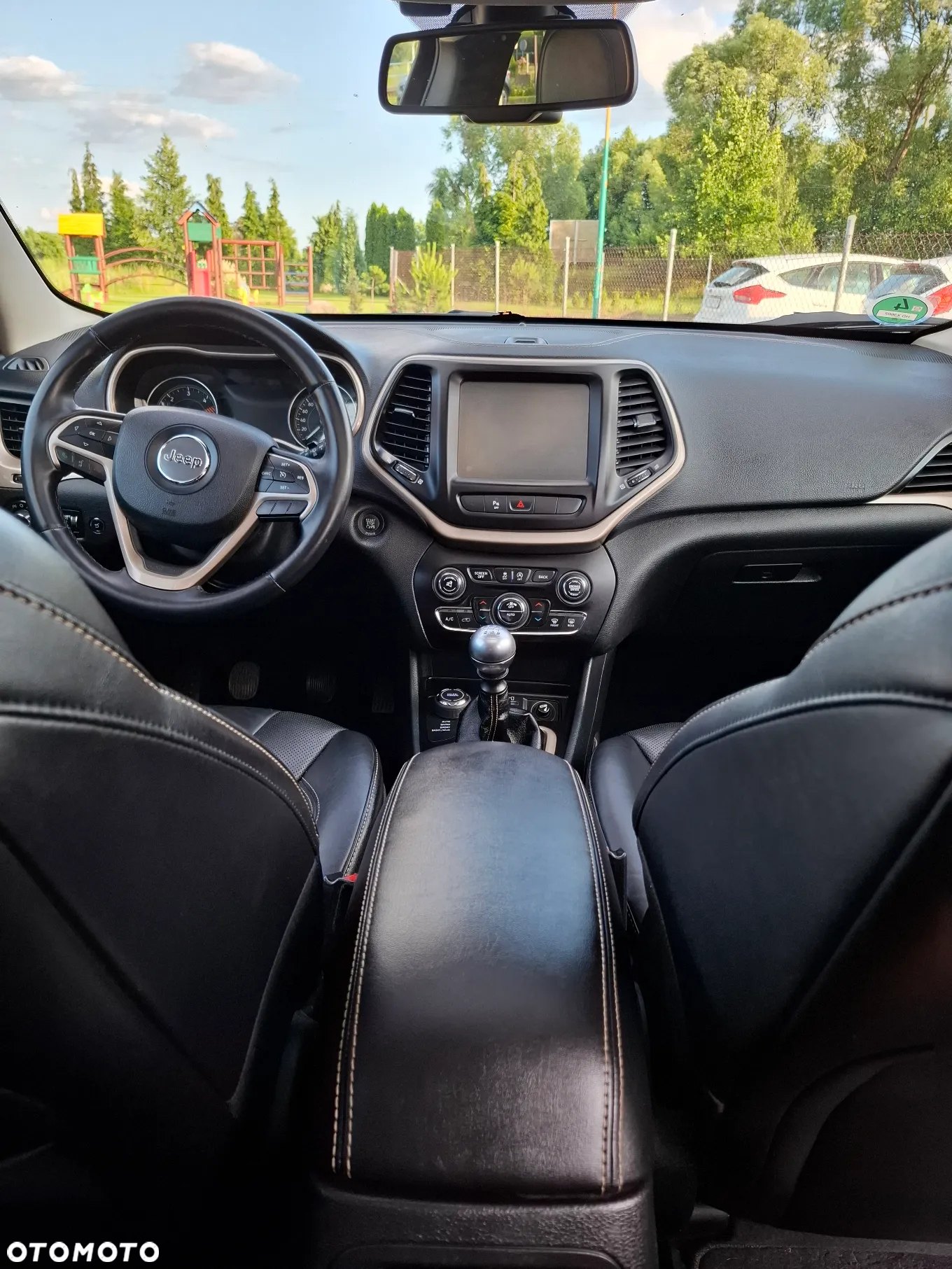 Jeep Cherokee 2.0 MJD Active Drive I Limited - 32