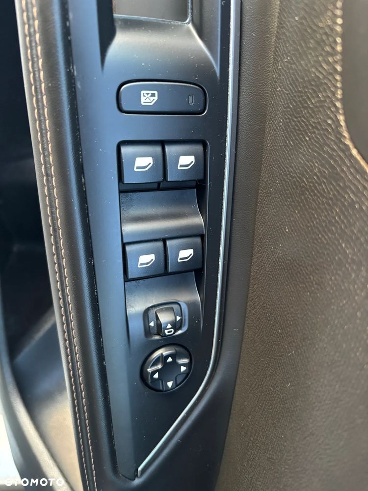 Peugeot 5008 BlueHDi 180 EAT6 GT - 25