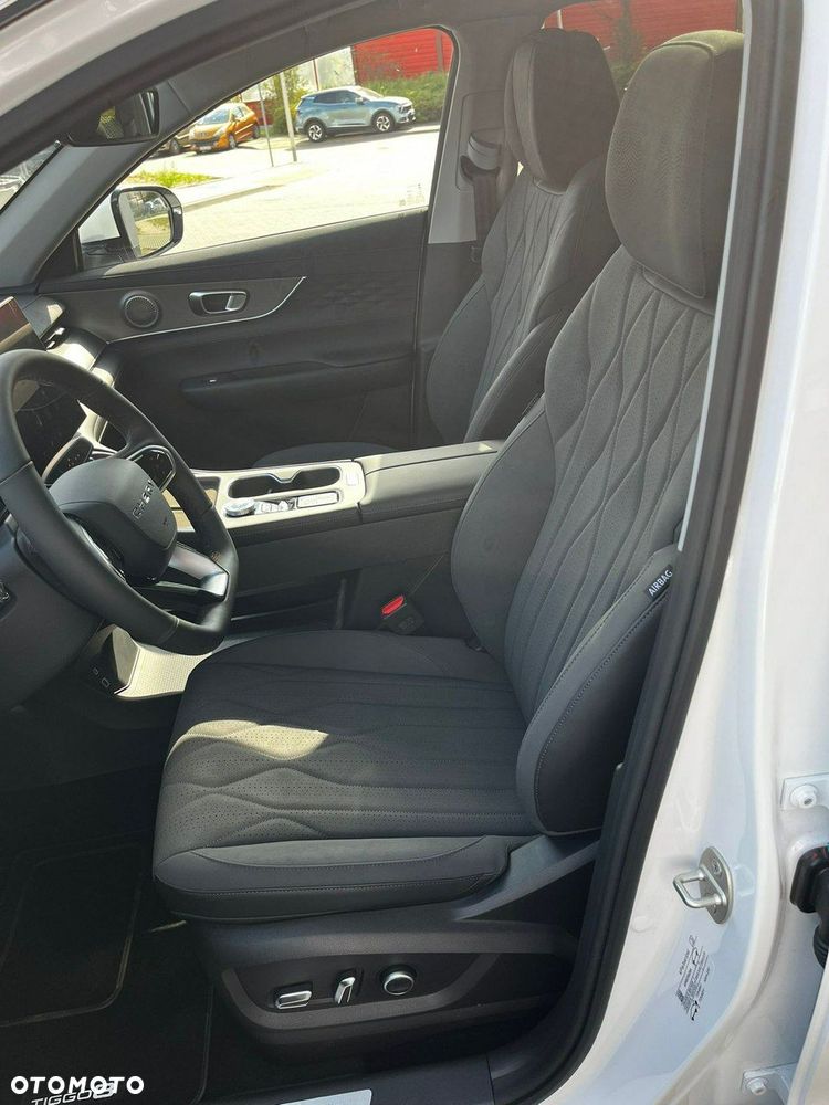 Chery Tiggo 8 - 10