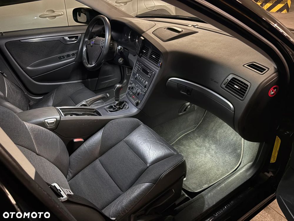 Volvo V70 2.4 Edition - 8