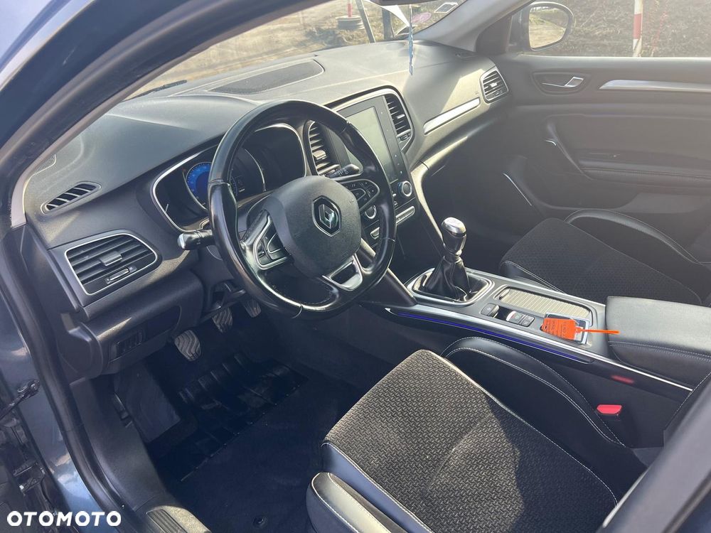 Renault Megane ENERGY TCe 130 BUSINESS - 10