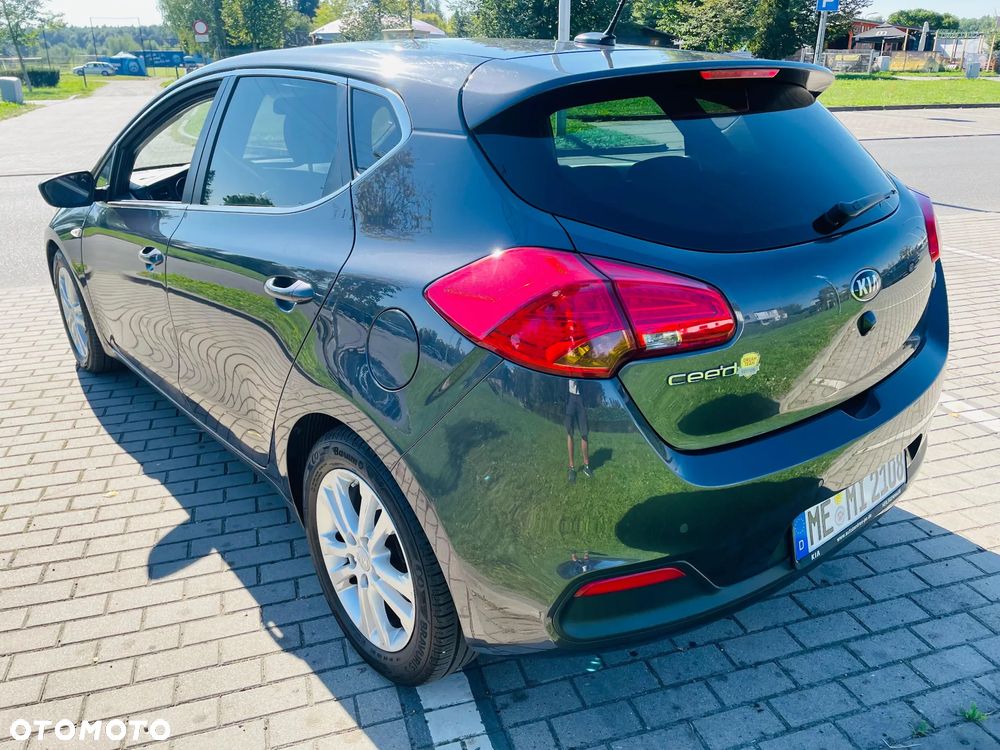 Kia Ceed 1.6 GDI ISG Spirit - 3