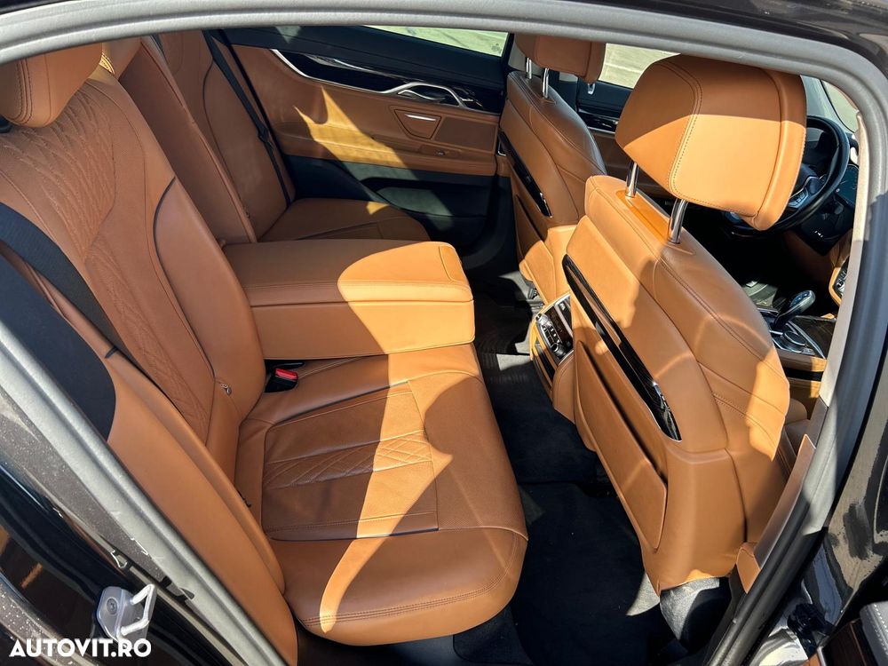 BMW Seria 7 730d xDrive - 13