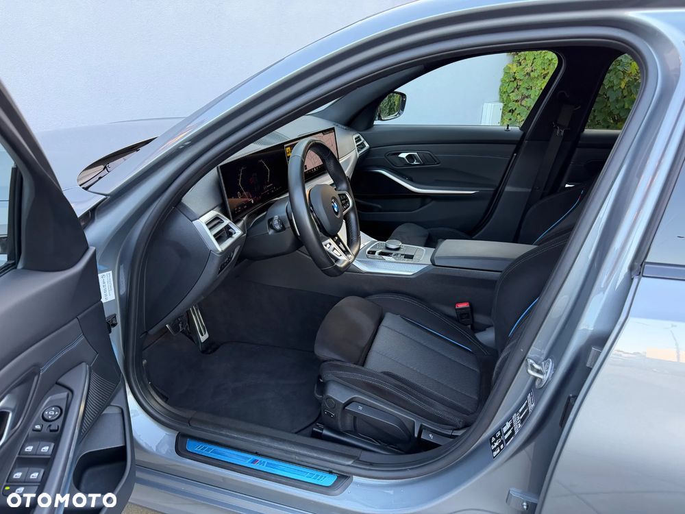BMW Seria 3 330i xDrive M Sport - 8
