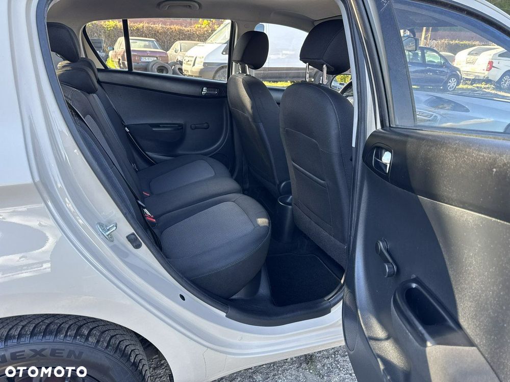 Hyundai i20 - 15
