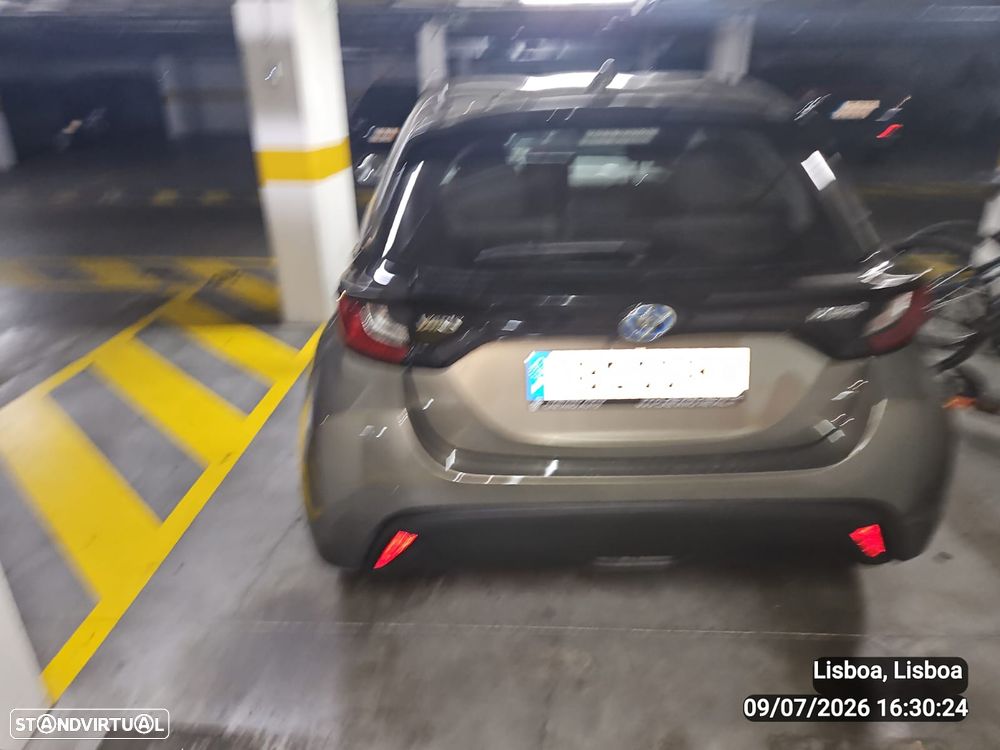Toyota Yaris - 5