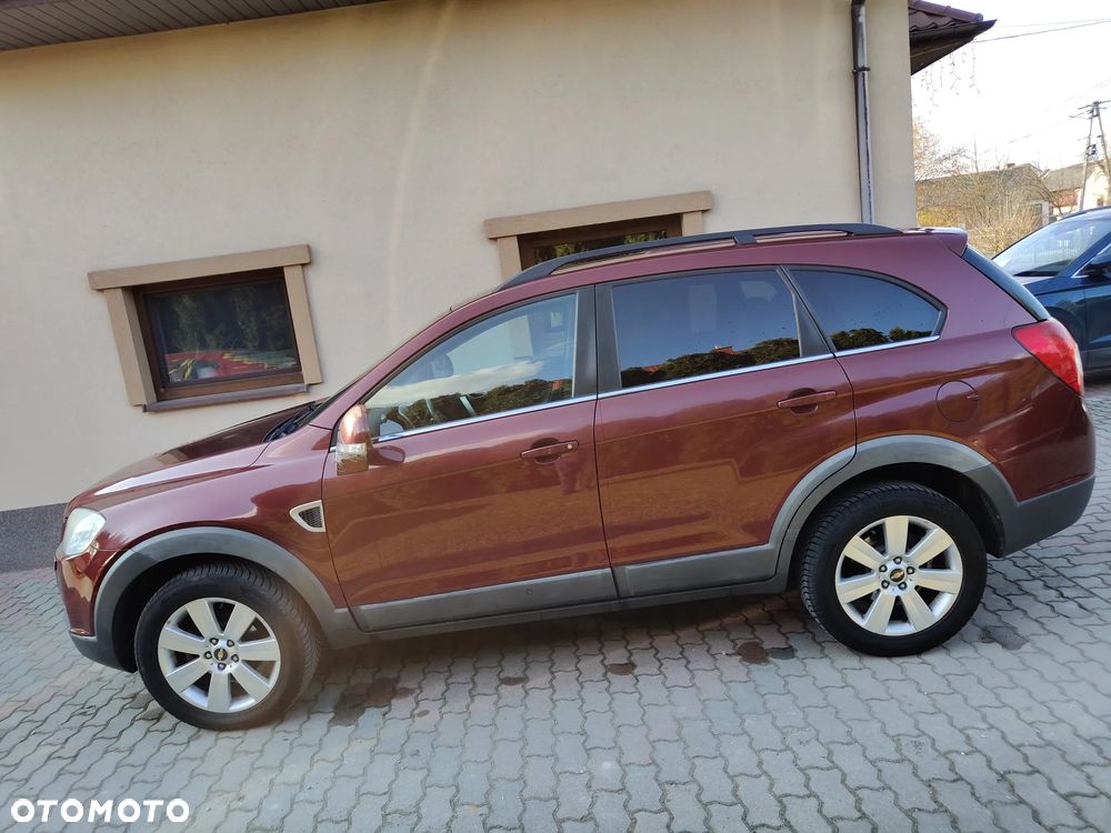 Chevrolet Captiva 2.0 4WD 7 Sitzer LT - 2