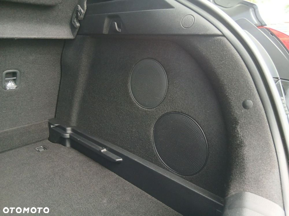 Kia XCeed 1.5 T-GDI Business Line DCT - 25