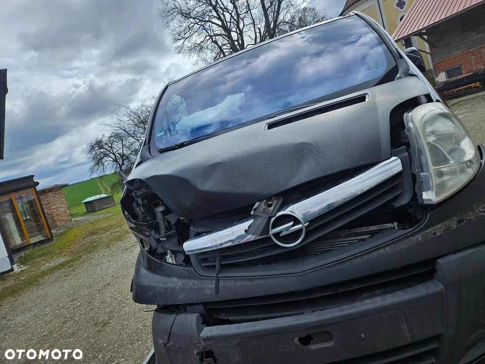 Opel Vivaro - 2
