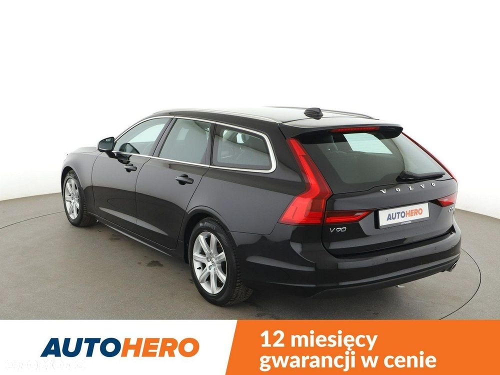Volvo V90 D3 Momentum - 4