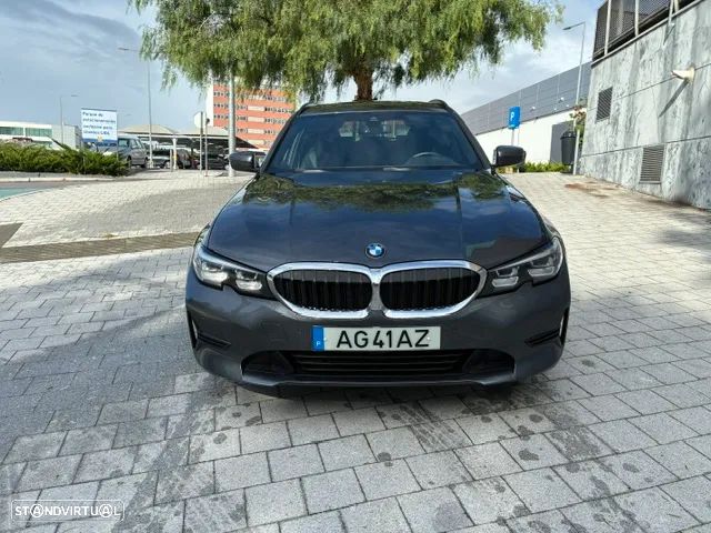 BMW 320 - 4