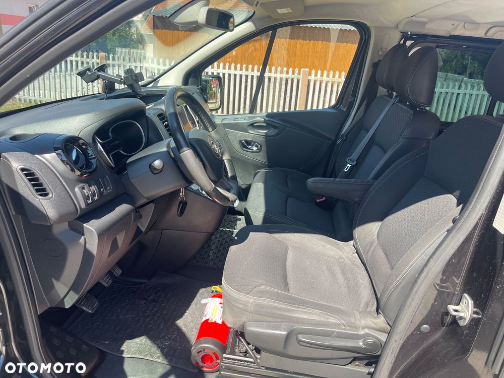Opel Vivaro 1.6 D L2H1 S&S Tourer - 10