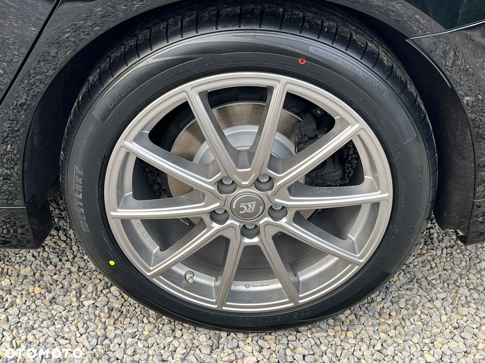 Ford Mondeo 2.0 EcoBlue Titanium - 24