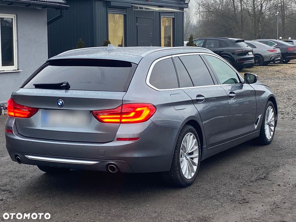 BMW Seria 5 520d xDrive Luxury Line sport - 1