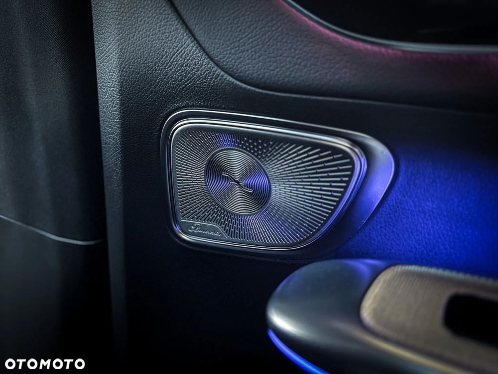 Mercedes-Benz GLC - 36