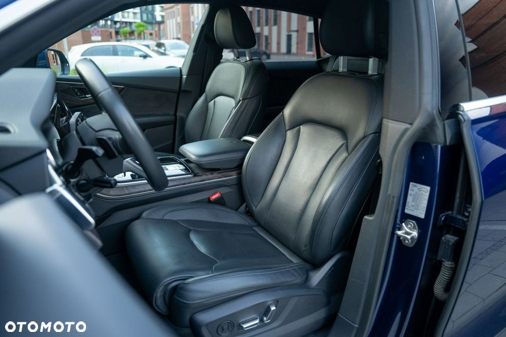 Audi Q8 50 TDI mHEV Quattro Tiptronic - 8