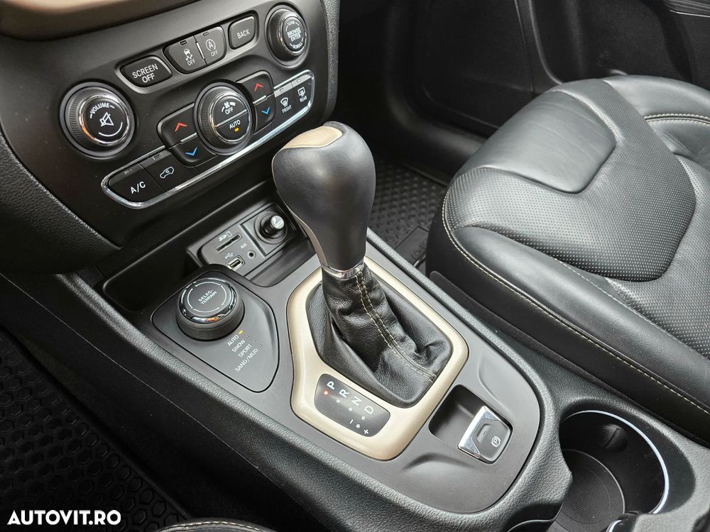 Jeep Cherokee 2.2 Multijet Active Drive I Automatik Night Eagle - 19