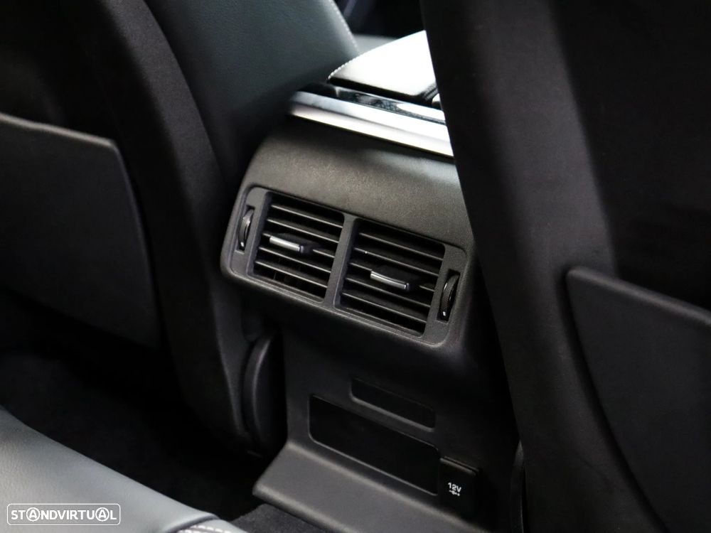 Land Rover Range Rover Velar 2.0d R-Dynamic S - 22