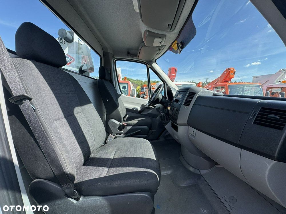 Mercedes-Benz Sprinter Zwyżka Podnośnik Koszowy VERSALIFT VTX-240 UDT - 29