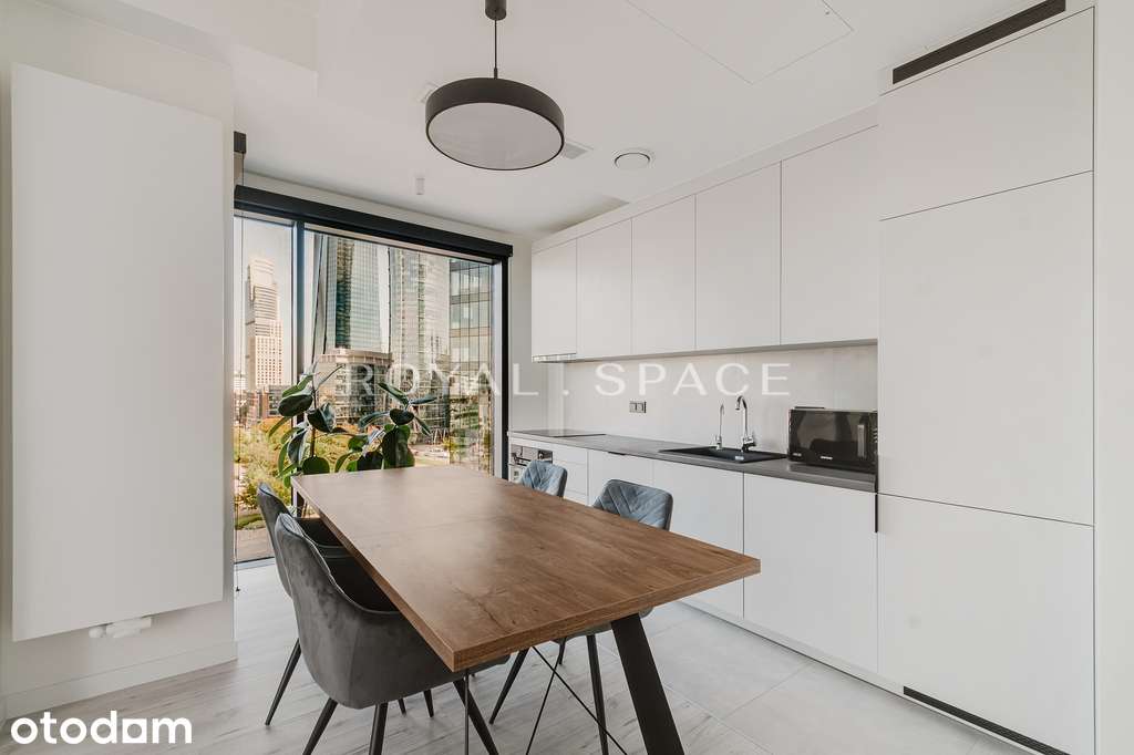 Towarowa Towers | Panoramiczny apartament