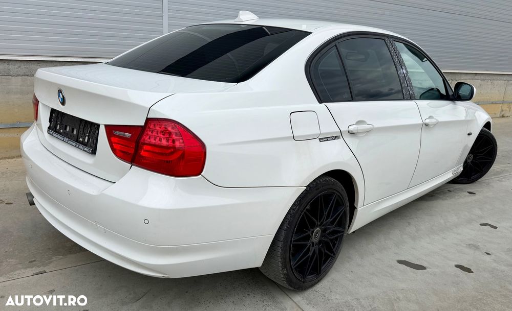 BMW Seria 3 320d DPF Aut. - 16