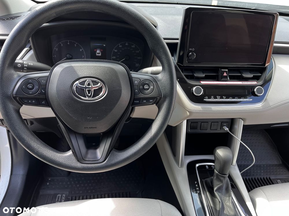 Toyota Corolla Cross - 8