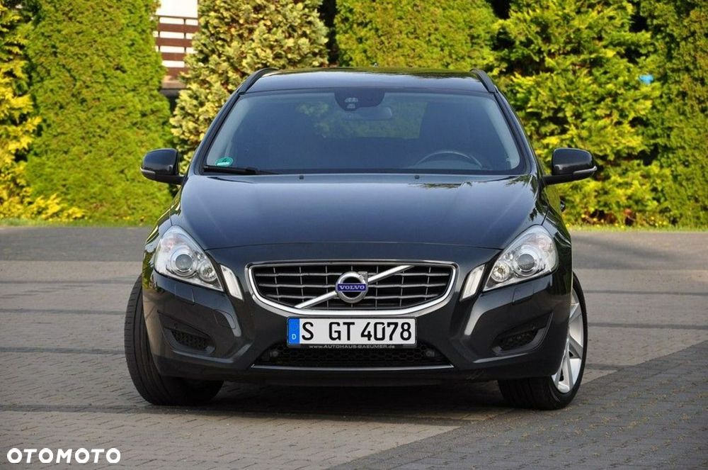 Volvo V60 D3 Momentum - 3