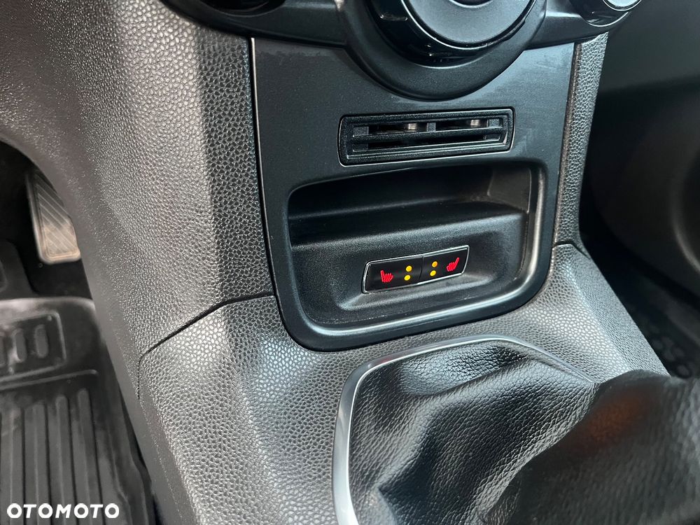 Ford Fiesta 1.25 Platinium X - 26