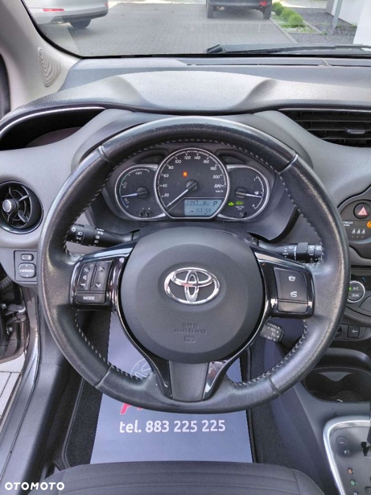 Toyota Yaris - 11