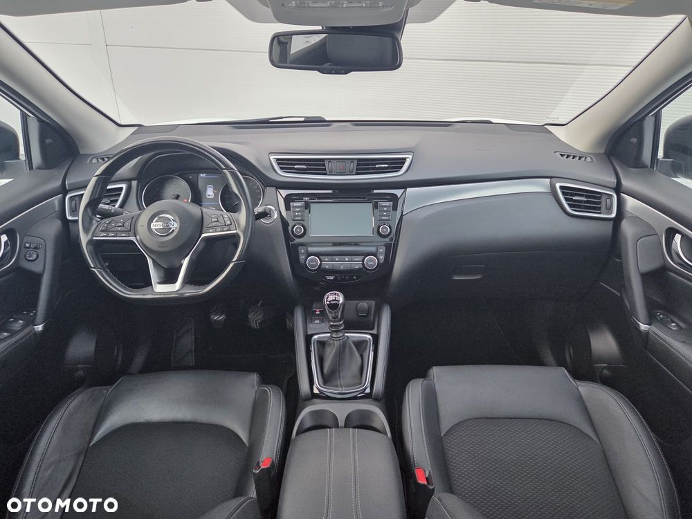 Nissan Qashqai 1.3 DIG-T Tekna+ - 22
