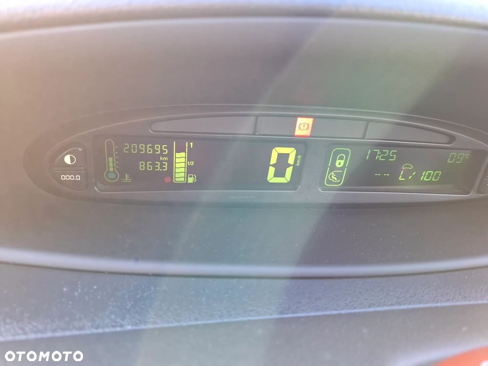 Citroën Xsara Picasso - 10