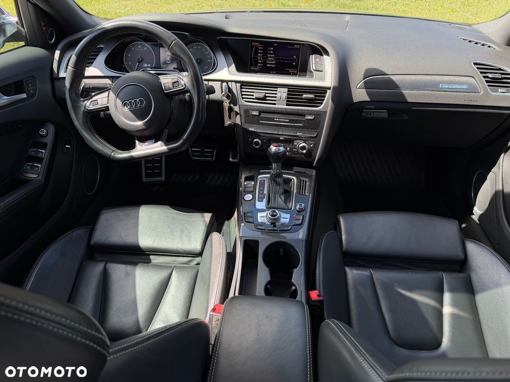 Audi S4 Limousine - 26
