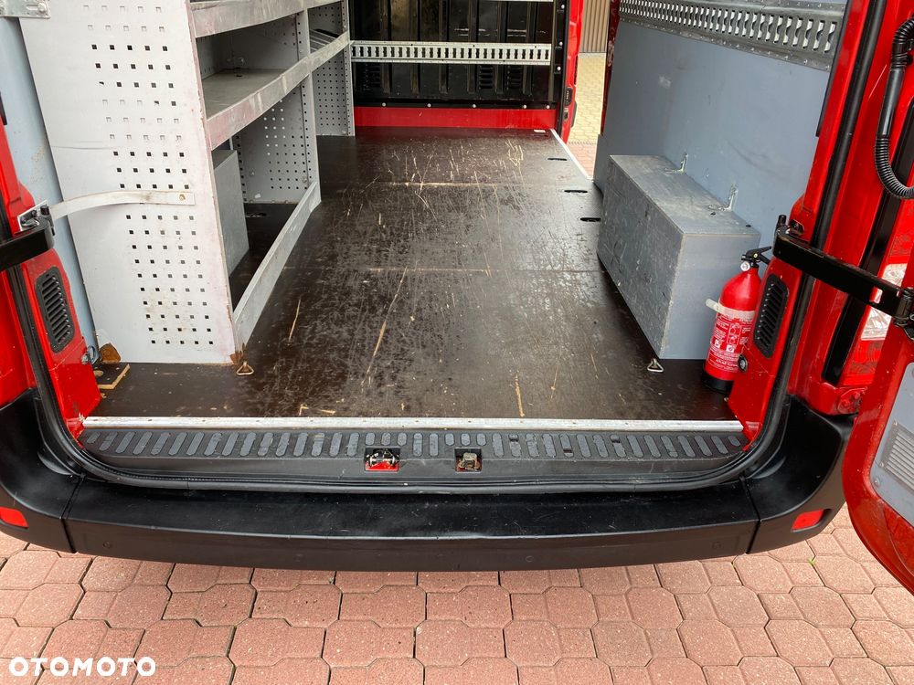 Renault MASTER L3 H2 z regałem warsztatowym , stan bardzo dobry - 20