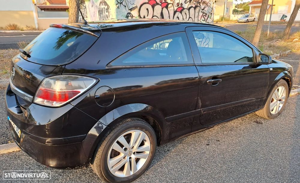 Opel Astra GTC 1.9 CDTi - 6