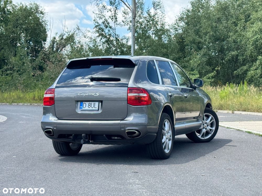 Porsche Cayenne S Tiptronic - 3
