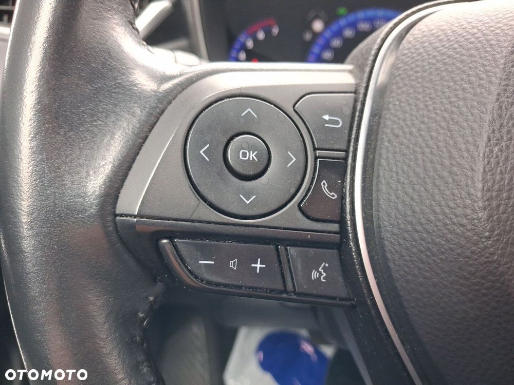 Toyota Corolla 1.8 Hybrid Comfort - 17