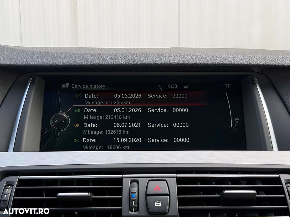 BMW Seria 5 520d xDrive Aut. - 37