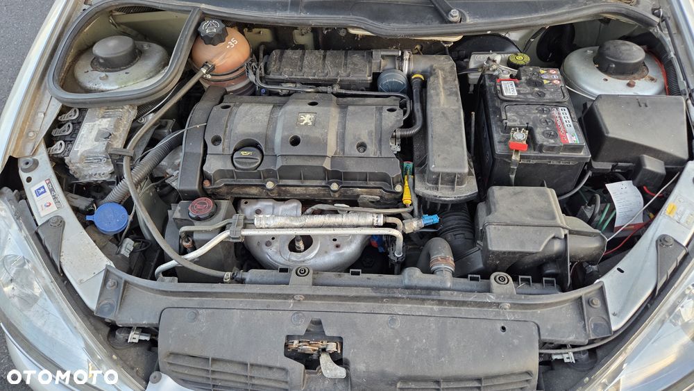 Peugeot 206 CC - 17