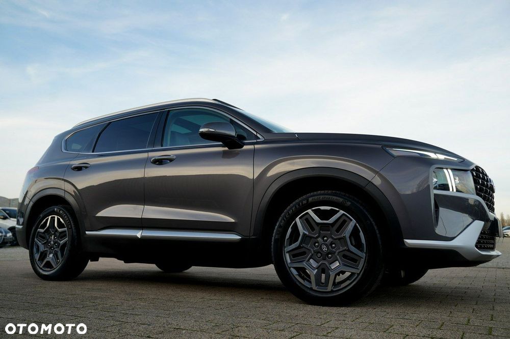 Hyundai Santa Fe - 3