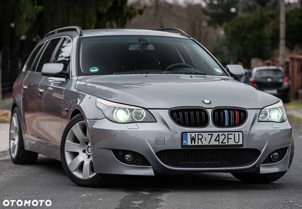 BMW Seria 5 525i - 1