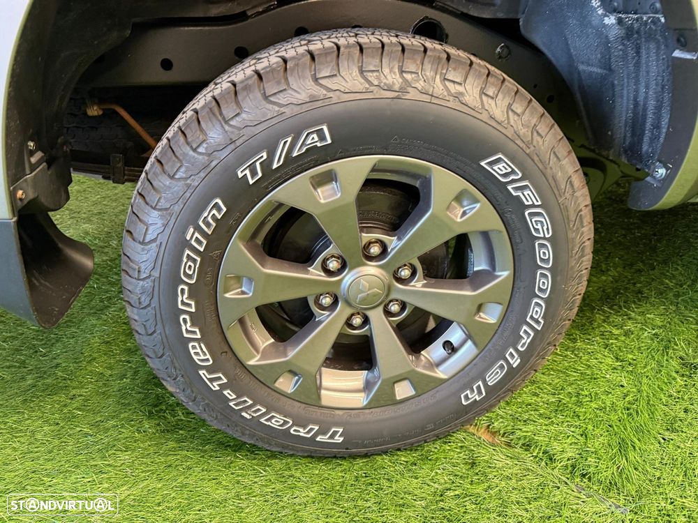 Mitsubishi L200 2.5 DI-D Club Intense 3L 4WD - 12